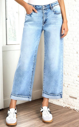 Daisy Light Wash Boyfriend Jeans by RISEN