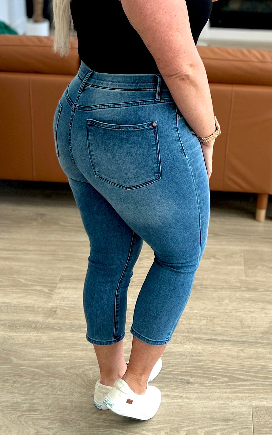 Cool Summer Judy Blue Pull On Capri Jeans, 0-24W