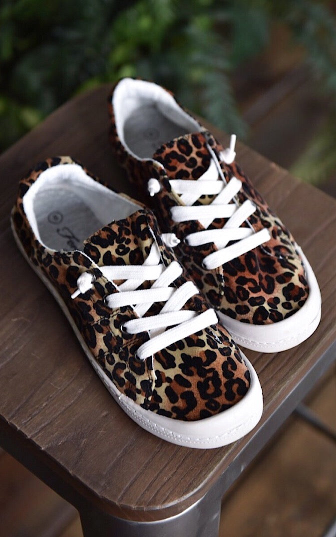 Walk On The Wild Side Cheetah Sneakers, Size 5