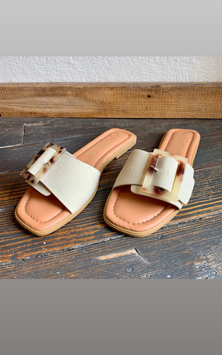 Make A Wish Light Sand Buckle Sandals