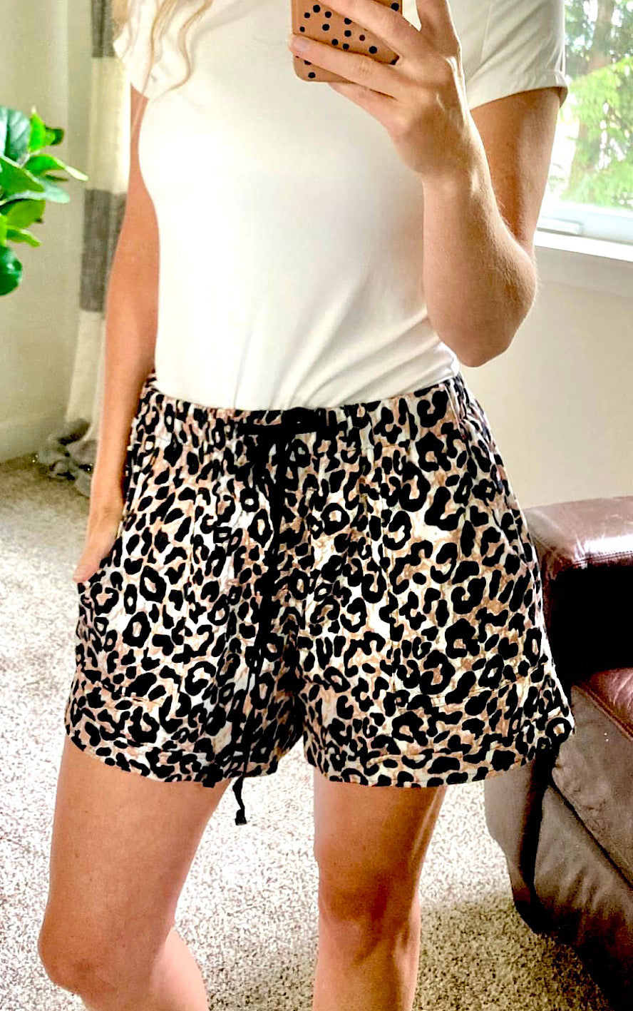 Animal In Me Leopard Print Shorts, SM-3X