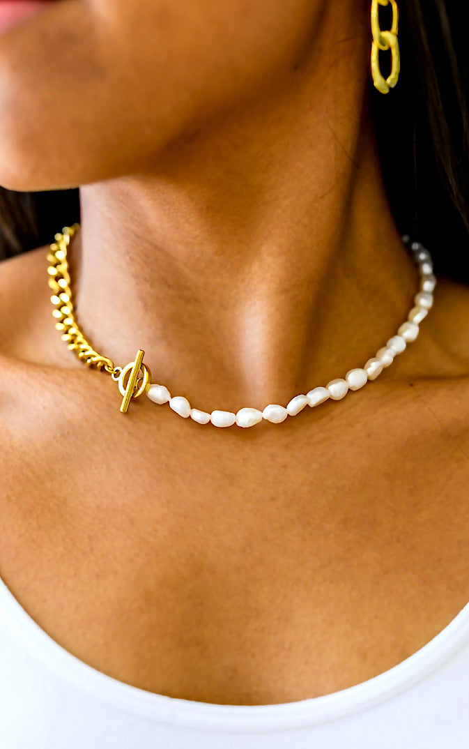 Pearls & Gold Waterproof Chain Link Necklace