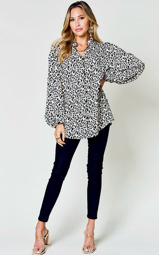 Chic Moment Leopard Top, TWO COLORS! SM-3X