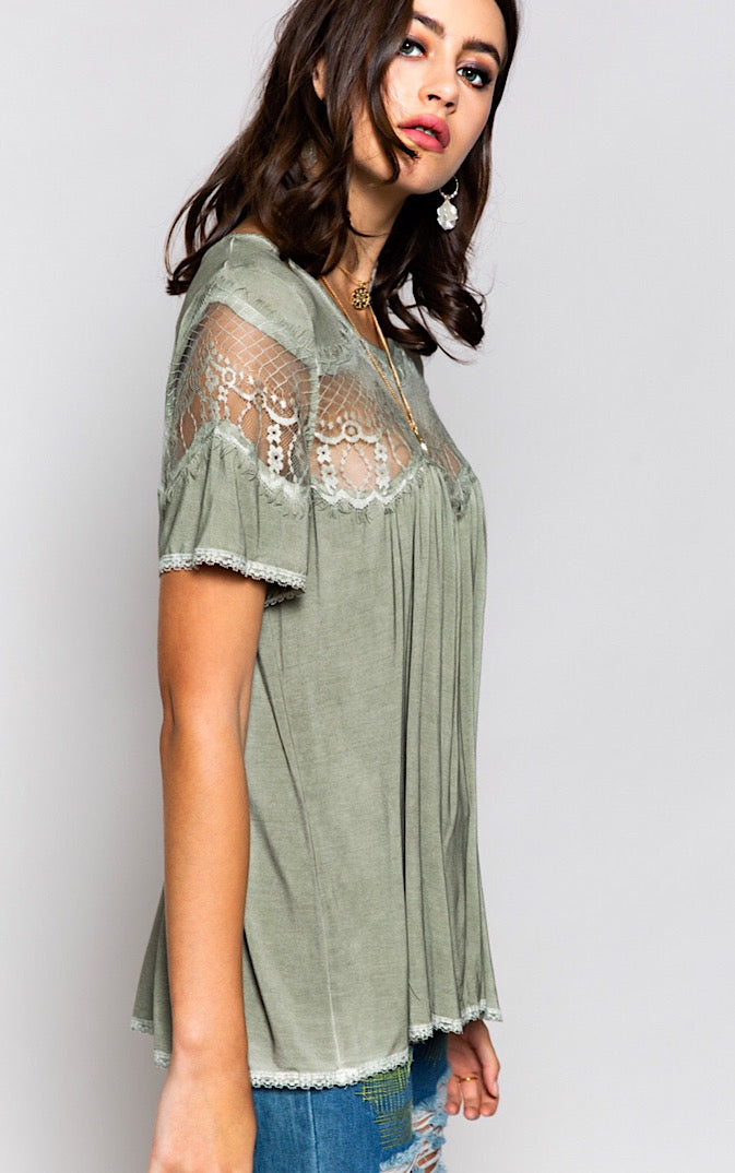 In My Dreams Olive Lace Top, LARGE, runs large!